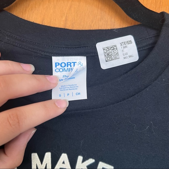 You Make Me Feel Alive Plant Tee - Picture 4 of 5